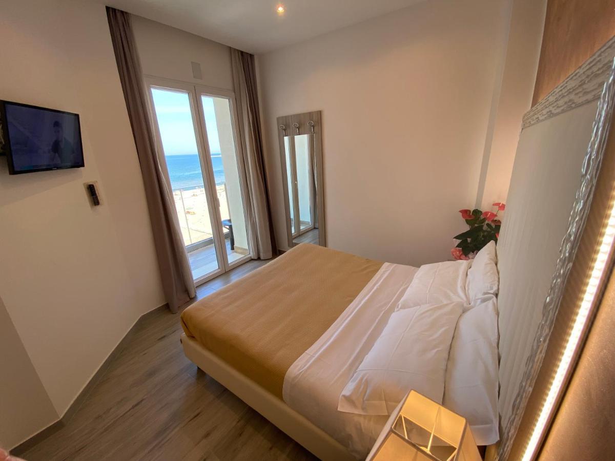 Hotel Caesar Paladium Rimini Luaran gambar